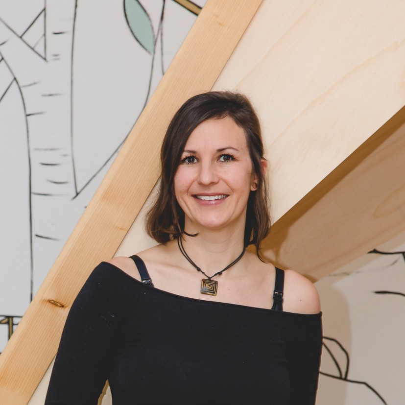 COMMOD HOUSE_Michaela Maresch square